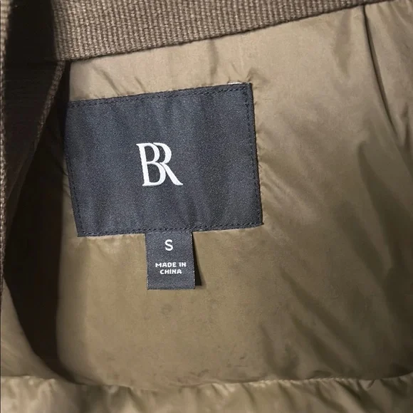 Banana Republic  Puffer Jacket - Picture 11 of 13